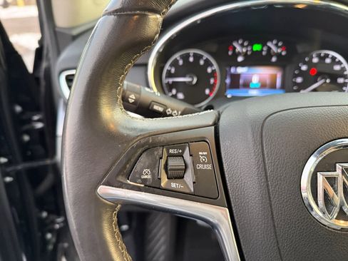 Used 2022 Buick Encore Preferred w/ Safety Package image 21