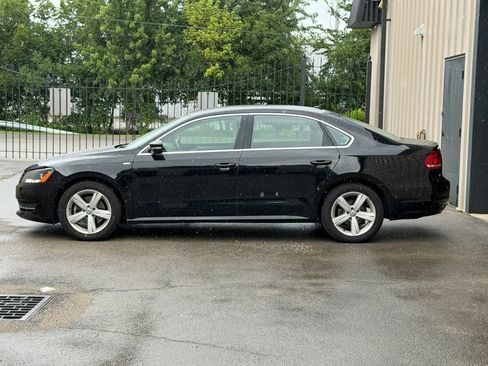 Used 2014 Volkswagen Passat 1.8T Wolfsburg Edition FWD image 4
