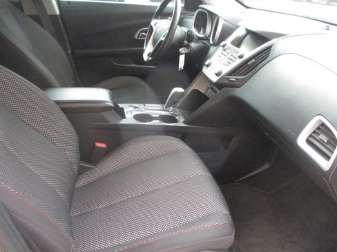 Used 2014 Chevrolet Equinox LT w/ Driver Convenience Package image 10