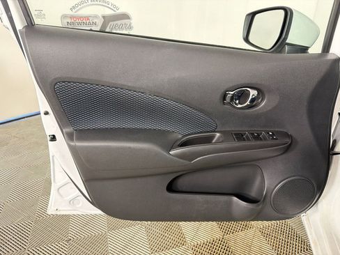 Used 2016 Nissan Versa Note SV FWD image 10