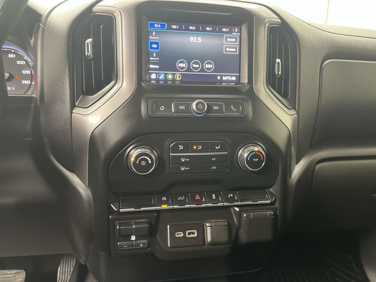 Certified 2021 Chevrolet Silverado 1500 Custom w/ Rally Edition AWD/4WD image 17
