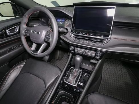 Used 2026 Jeep Compass Trailhawk AWD/4WD image 20