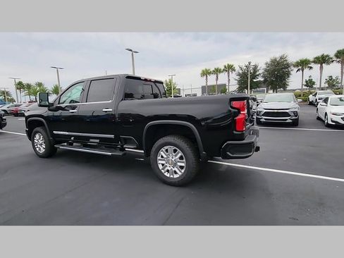 New 2025 Chevrolet Silverado 2500 High Country w/ Technology Package image 21