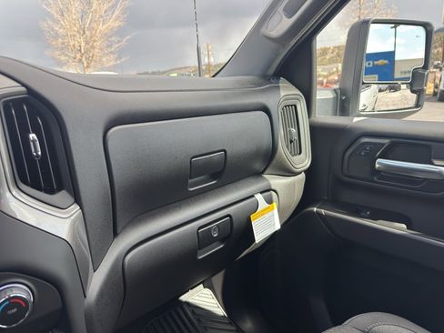 New 2026 Chevrolet Silverado 2500 Custom w/ Custom Value Package image 30