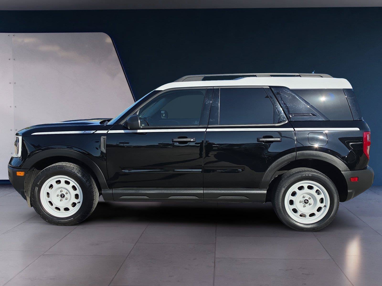 Used 2025 Ford Bronco Sport Heritage AWD/4WD image 2
