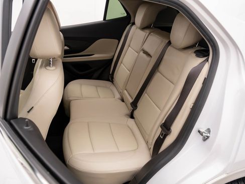 Used 2019 Buick Encore Essence image 16