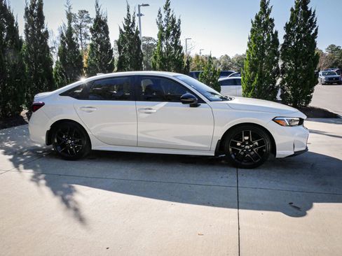 Used 2026 Honda Civic Sport image 11