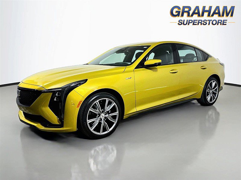 Used 2026 Cadillac CT5 V w/ Technology Package AWD/4WD image 1