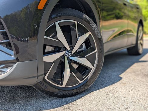 Used 2023 Volkswagen ID.4 Pro S image 34