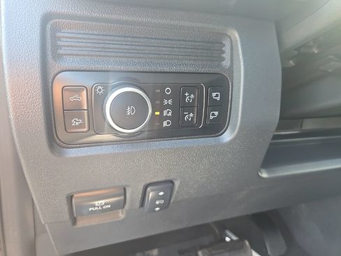 Used 2026 Ford F350 Lariat w/ Black Appearance Package AWD/4WD image 11
