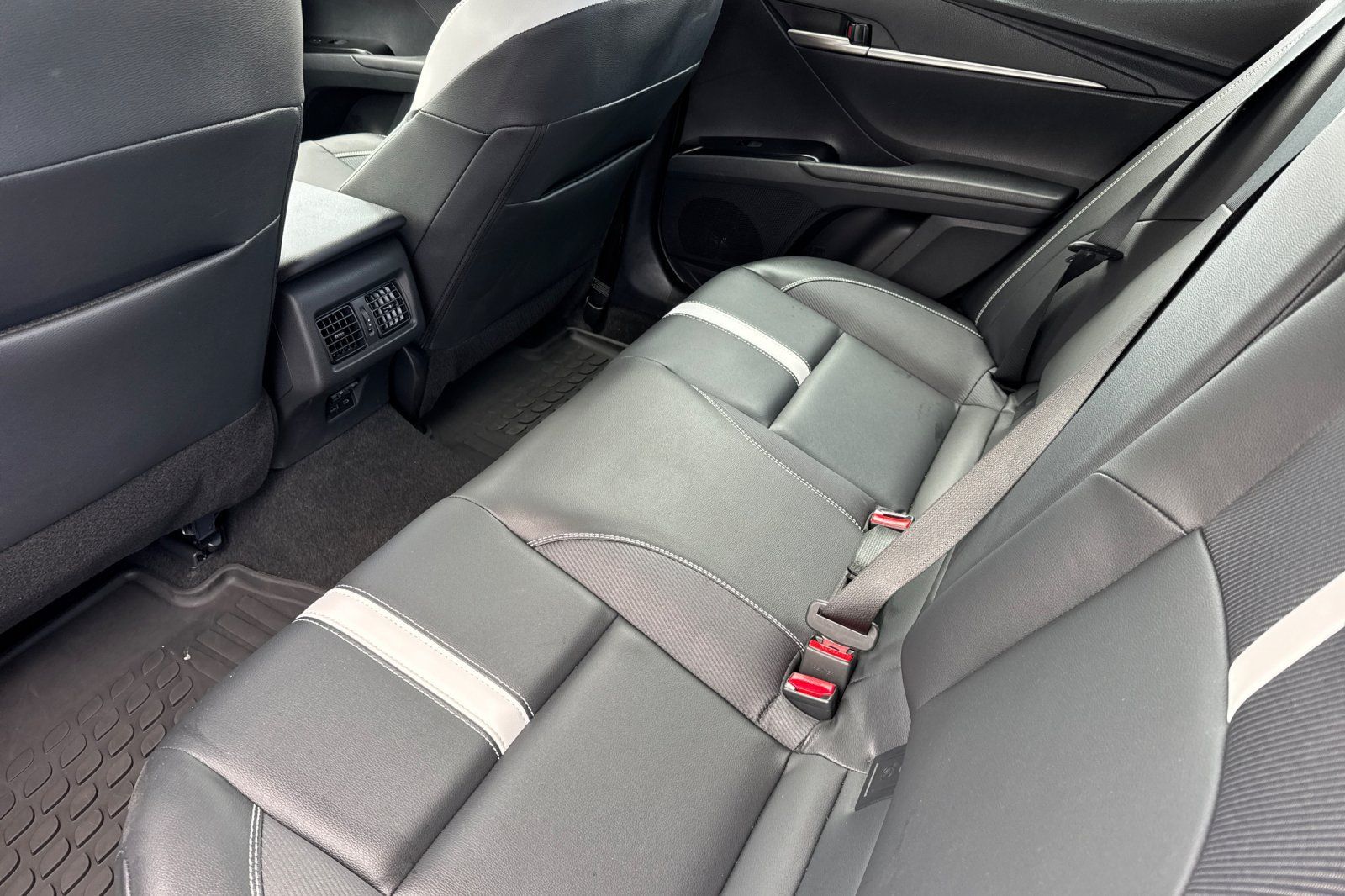 Certified 2026 Toyota Camry SE w/ Convenience Package FWD image 16