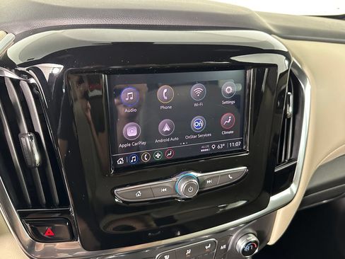 Used 2024 Chevrolet Traverse LS FWD image 17
