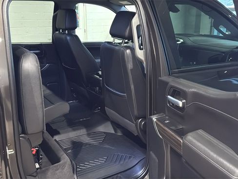 Used 2021 Chevrolet Silverado 1500 LT Trail Boss w/ Convenience Package II image 16