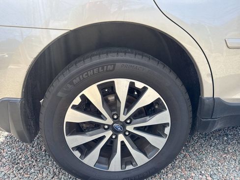 Used 2016 Subaru Outback 2.5i Limited image 6