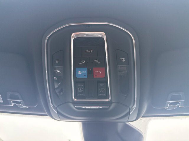 Used 2023 Jeep Grand Cherokee L Laredo AWD/4WD image 30