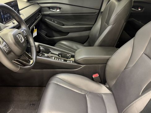 New 2025 Honda Accord EX-L image 17