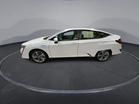 Used 2021 Honda Clarity Plug-In Hybrid image 5
