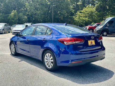 Used 2018 Kia Forte LX FWD image 5