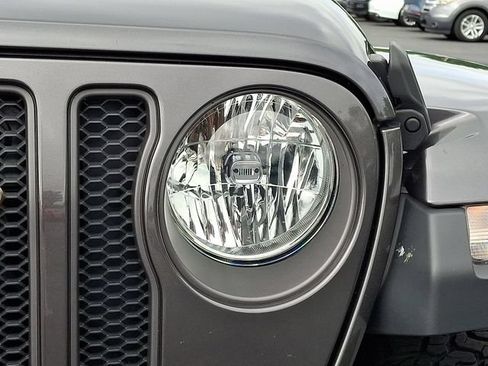 Used 2018 Jeep Wrangler Unlimited Rubicon AWD/4WD image 12