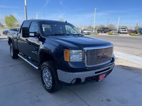 Used 2007 GMC Sierra 2500 SLT w/ EZ-Lift Tailgate Package image 7