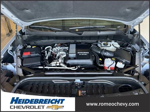 Used 2024 Chevrolet Silverado 1500 RST w/ Convenience Package II AWD/4WD image 9