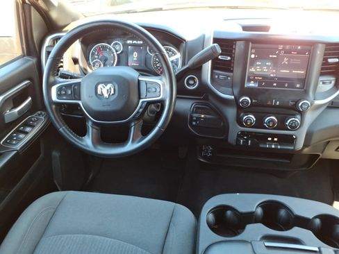 Certified 2024 RAM 3500 Big Horn AWD/4WD image 19