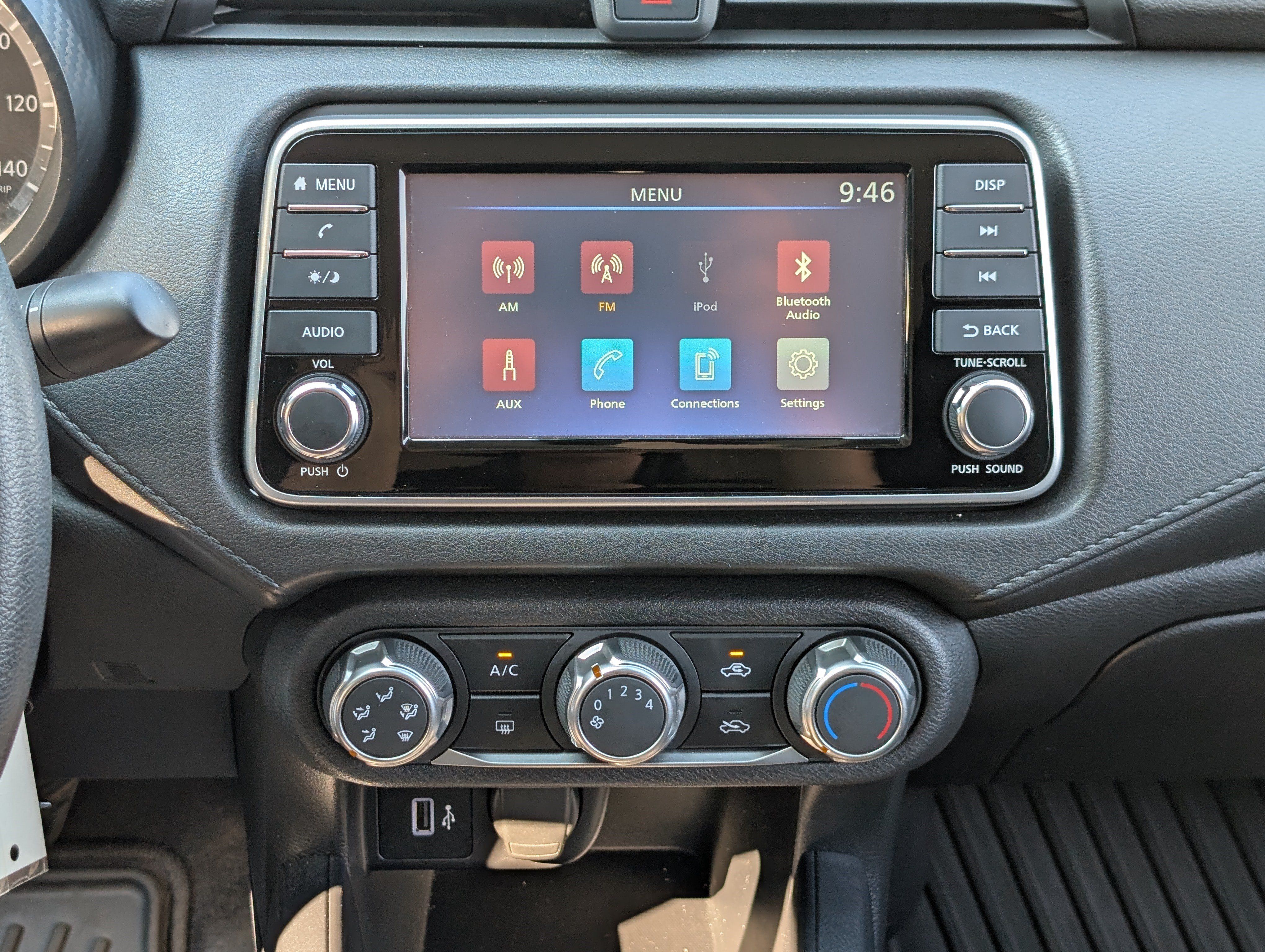 Used 2024 Nissan Versa S w/ S Plus Package FWD image 25