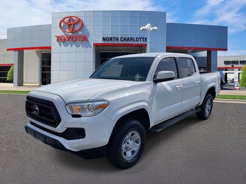 Used 2021 Toyota Tacoma SR w/ SR Convenience Package image 5