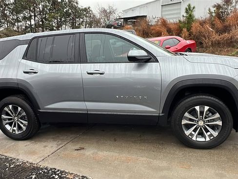 New 2026 Chevrolet Equinox LT image 4