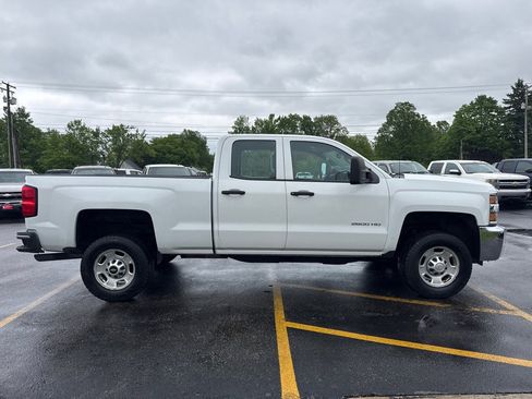 Used 2015 Chevrolet Silverado 2500 W/T w/ Snow Plow Prep Package AWD/4WD image 5