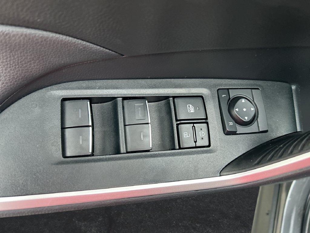 Used 2024 Toyota RAV4 XLE Premium FWD image 13