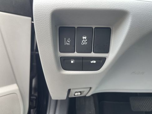 Used 2016 Acura TLX w/ Technology Package FWD image 20