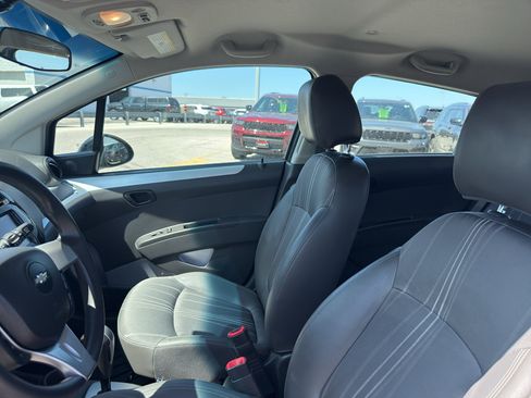 Used 2014 Chevrolet Spark LT FWD image 23
