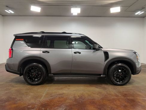 Used 2026 Nissan Armada PRO-4X AWD/4WD image 22