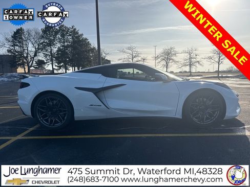 Used 2024 Chevrolet Corvette Z06 image 3
