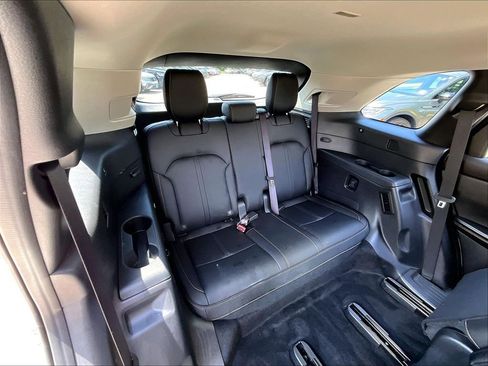 Used 2024 MAZDA CX-90 Plug-In Hybrid w/ Preferred AWD/4WD image 17