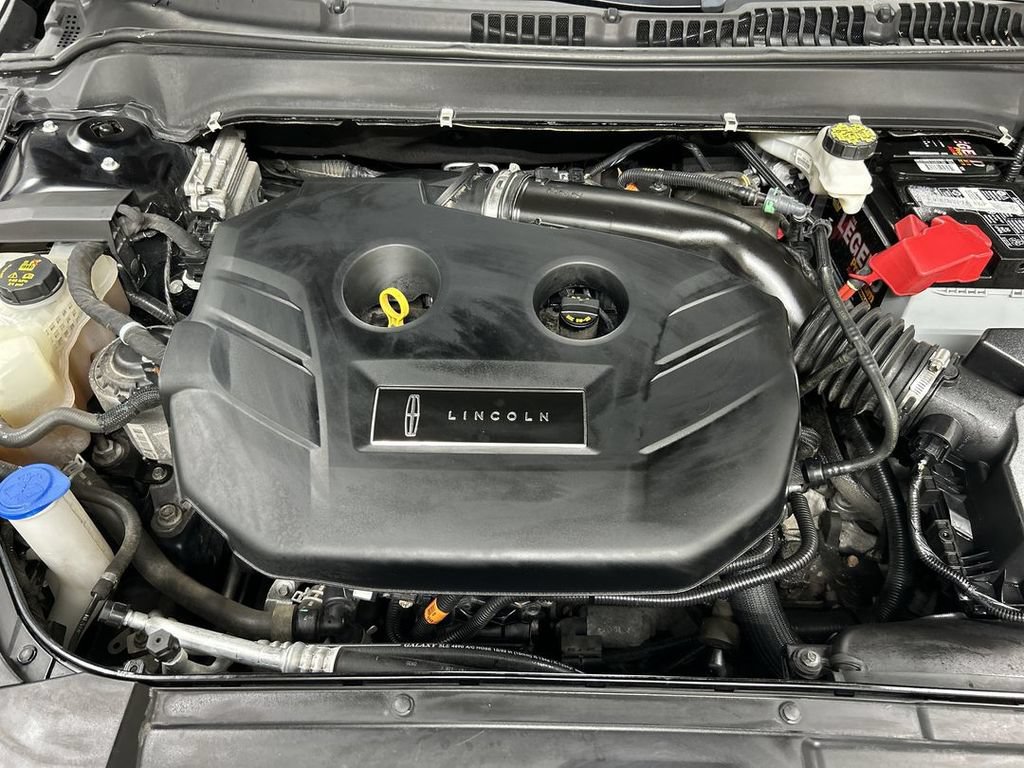 Used 2020 Lincoln MKZ AWD image 23