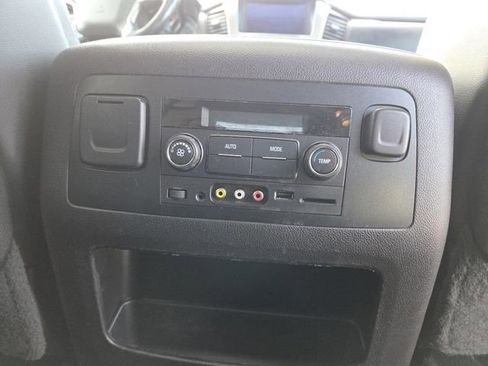 Used 2015 Chevrolet Tahoe LT image 16