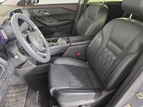 Used 2023 Nissan Rogue Platinum w/ Platinum Premium Package image 24