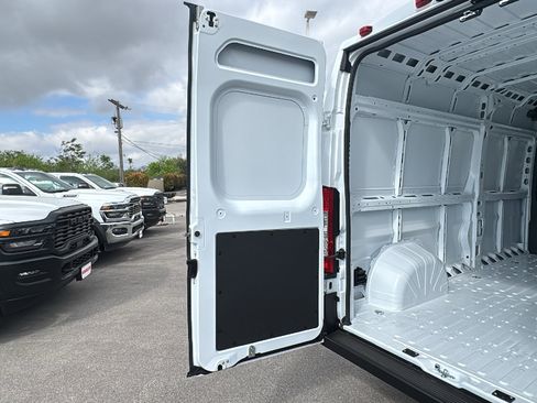 New 2026 RAM ProMaster 2500 image 23