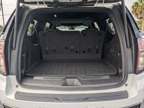 Used 2021 Chevrolet Suburban Z71 AWD/4WD image 13