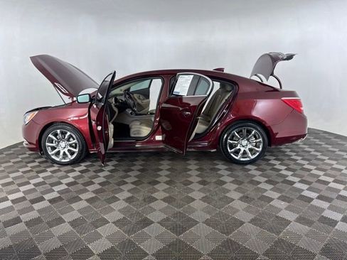 Used 2015 Buick LaCrosse Premium FWD image 11