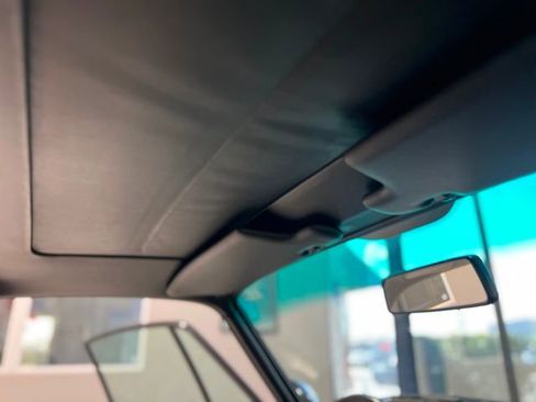 Used 1996 Porsche 911 Carrera 4S image 29