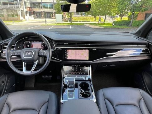 Used 2020 Audi Q7 3.0T Premium Plus w/ Premium Plus Package AWD/4WD image 18