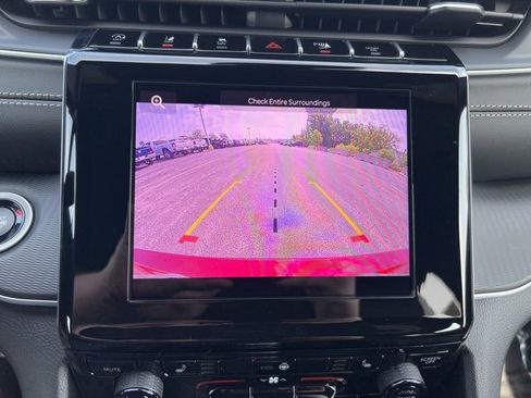 New 2025 Jeep Grand Cherokee L Altitude image 44