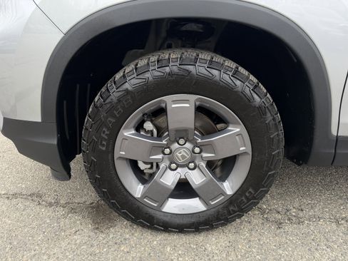 Used 2024 Honda Ridgeline TrailSport image 7
