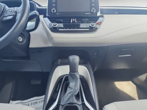 Used 2021 Toyota Corolla LE w/ Carpet Mat Package (TMS) FWD image 12