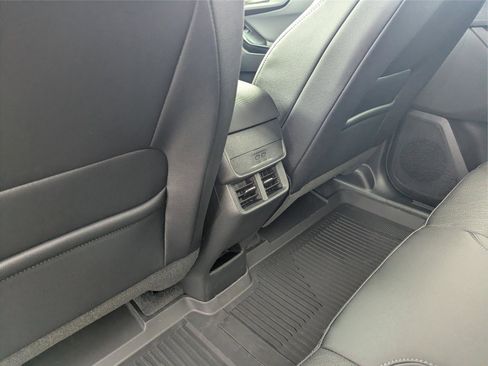 New 2026 Chevrolet Equinox LT w/ Convenience Package II image 26