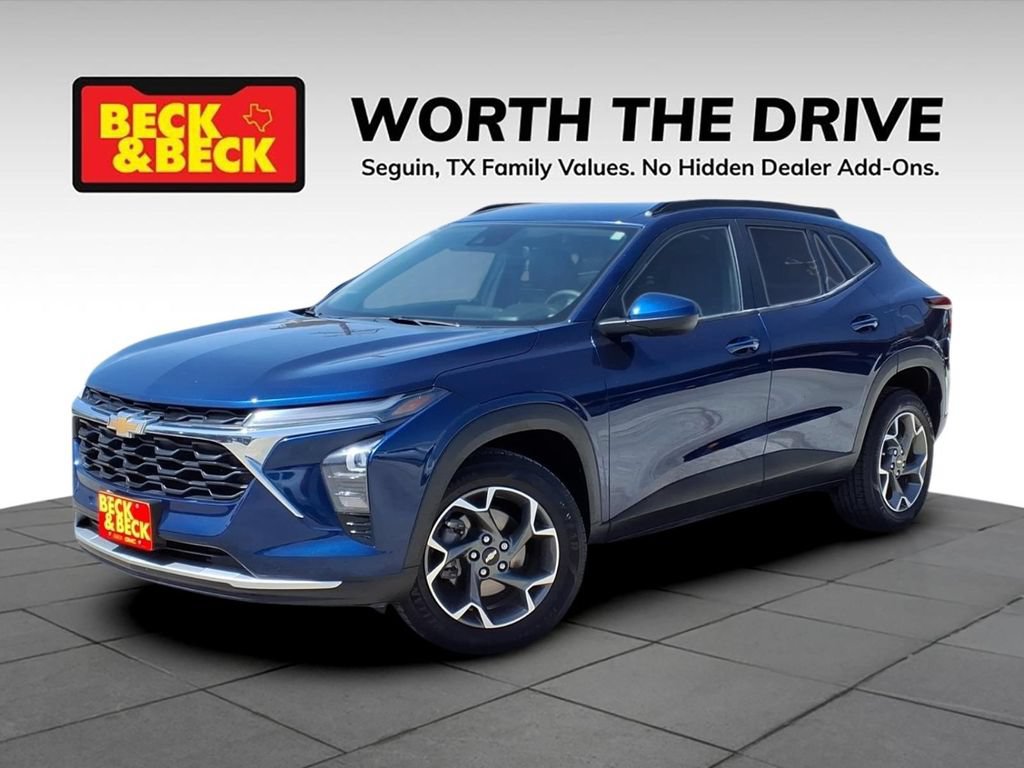 Used 2024 Chevrolet Trax LT w/ LT Convenience Package FWD image 1