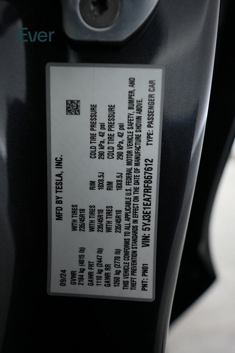 Used 2024 Tesla Model 3 Standard Range RWD image 29